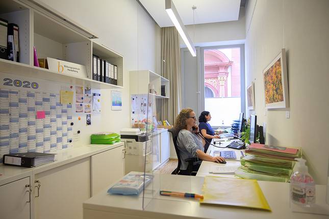 Verwaltungsmitarbeiterinnen im Bildungszentrum Heidelberg